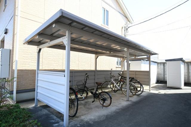 アバンウェル田中町A棟