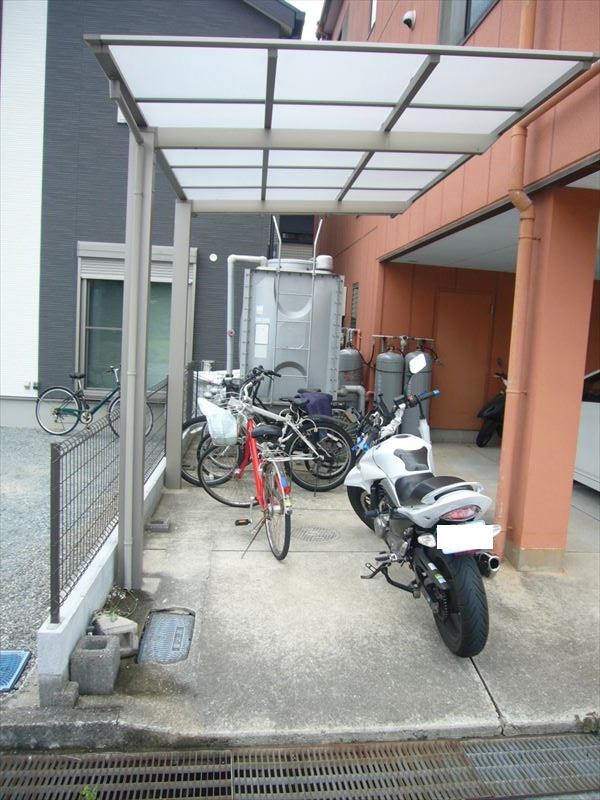 カリーナ