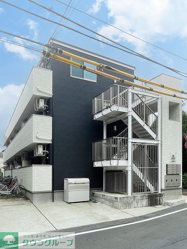 ラウレア ファースト