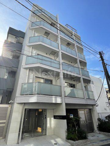 エストゥルースニシヨコハマ