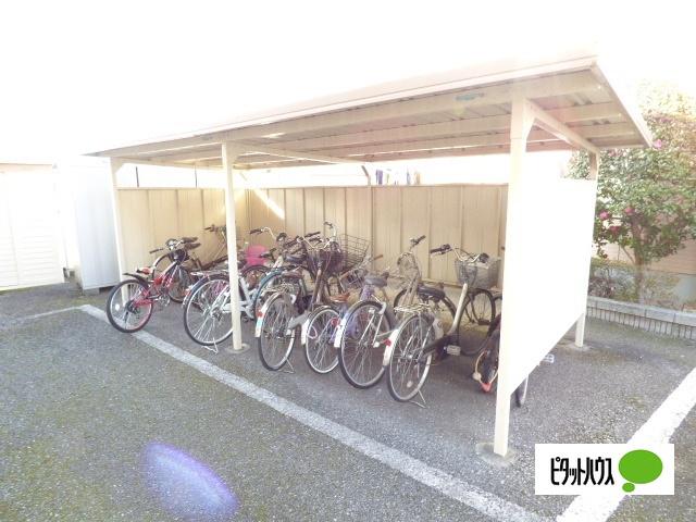 ディアスキタコー B棟