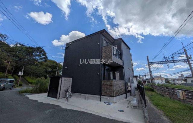 BRAVEBASE二日市駅南