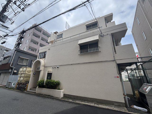 メゾンサンルーツ