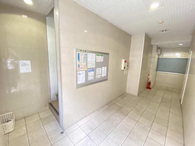 スワローハイム岩塚