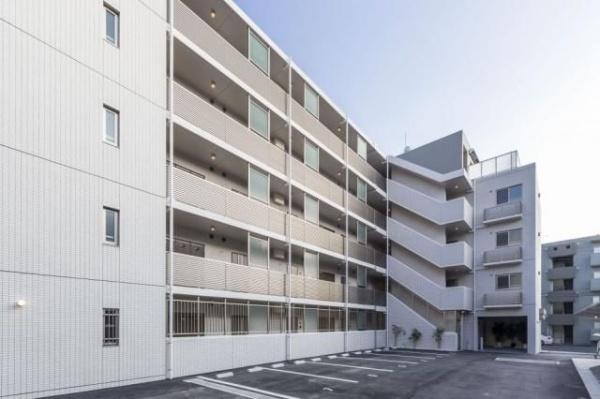 シャンデルブ