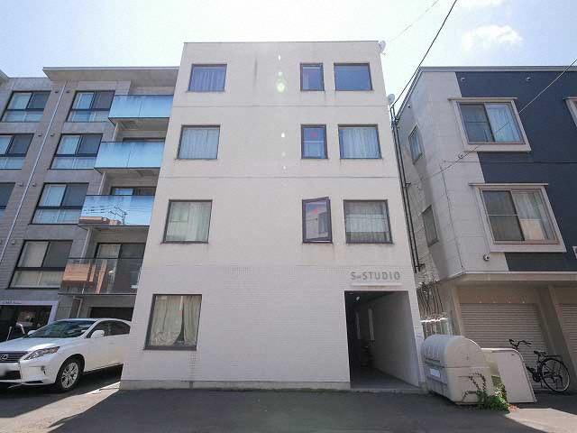 S-STUDIO