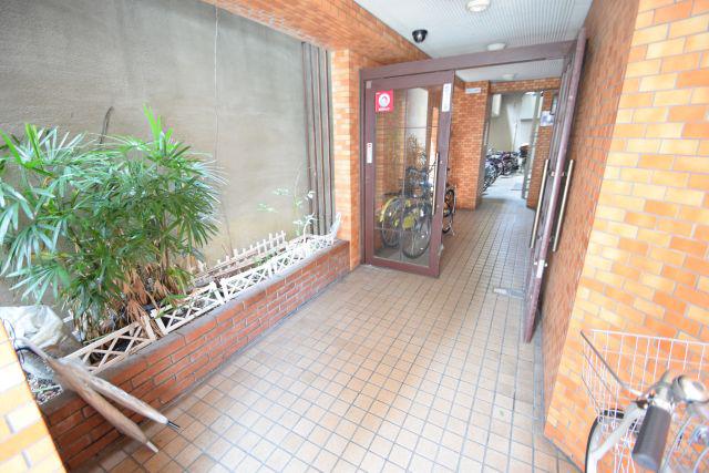 ラカーサ上本町 