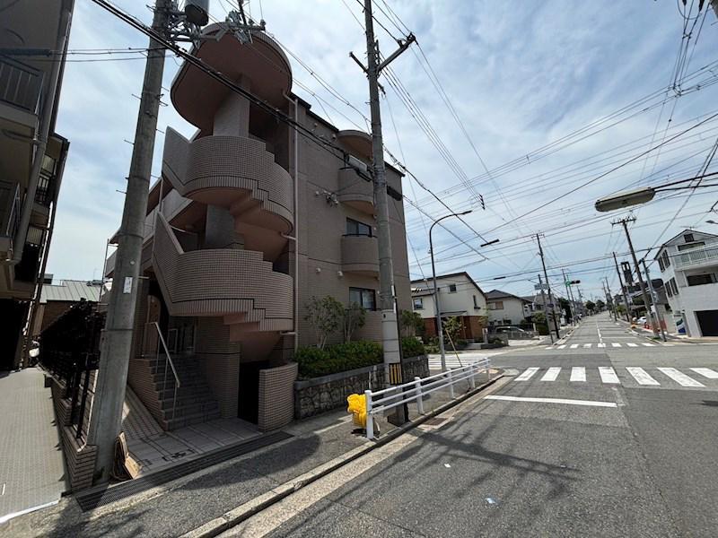 サンフォーレ岡本