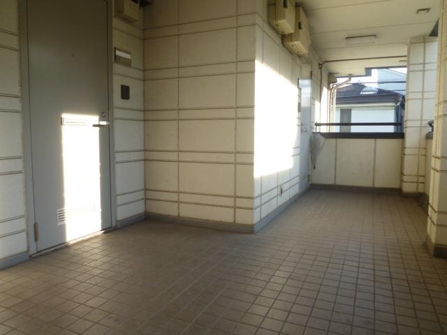 クレスト都