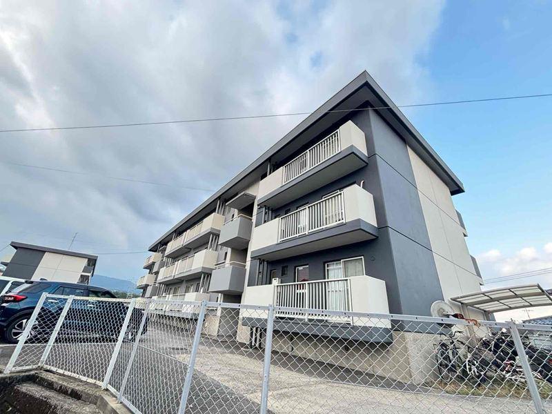 サルヴァトーレ吉野3号棟(3LDK/3階)の外観写真