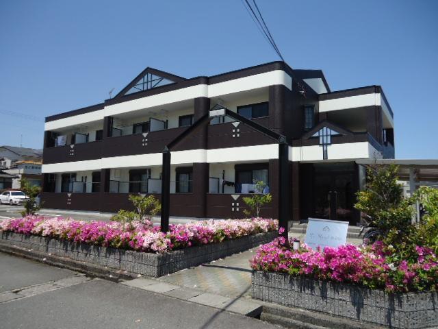 LA FLORAL参番館