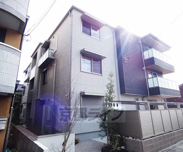 シャーメゾン四条桂川