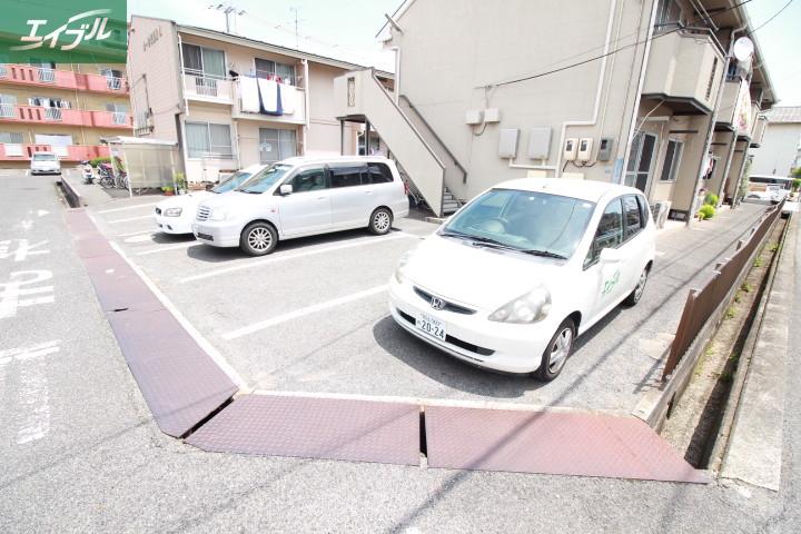 カーサ新屋敷B