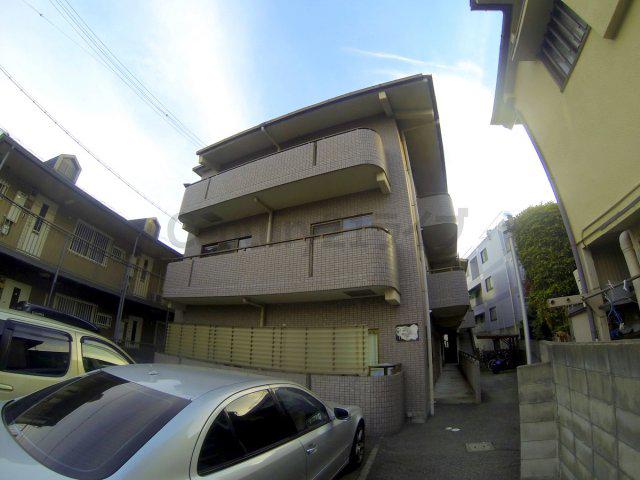阪急宝塚線 中山観音駅 徒歩1分  築34年(2LDK/1階)
