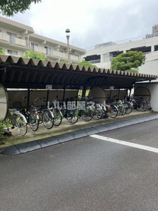 エステート河辺1号棟