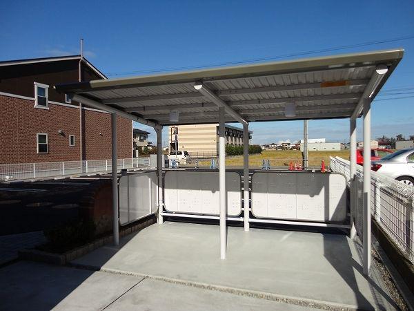 石川県小松市 2階建 築8年