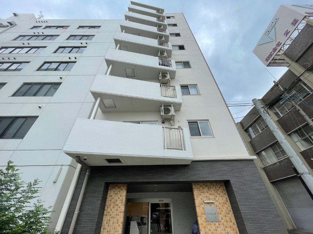 ラ メゾン輝LA MAISON輝
