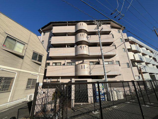 ベルジュネス