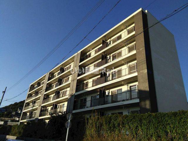ヴィラナリー三原5号棟