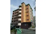 クイーンズヒル