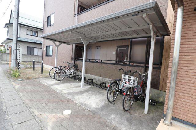 Dクレスト