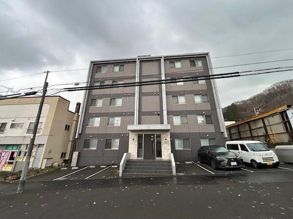 ヴァンベール山の手
