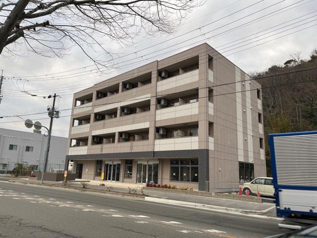 コンソラータ谷上