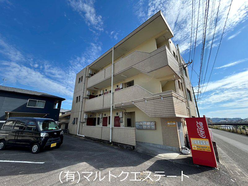 鹿児島県鹿児島市 3階建 築42年
