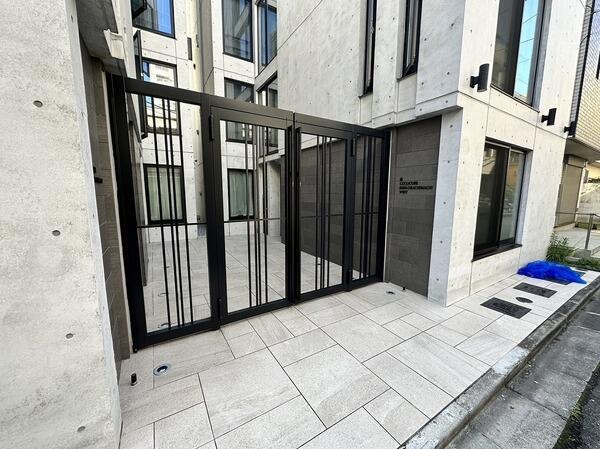 COCOCUBE新御徒町ウエスト