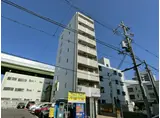 ラシーヌ背戸口