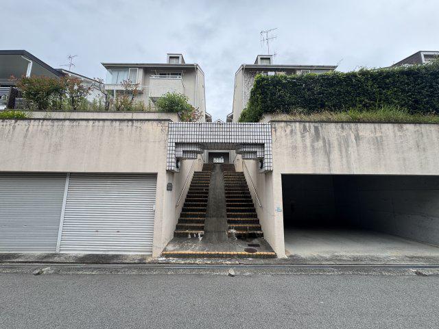 ヴィラ・セリゼーハイツ