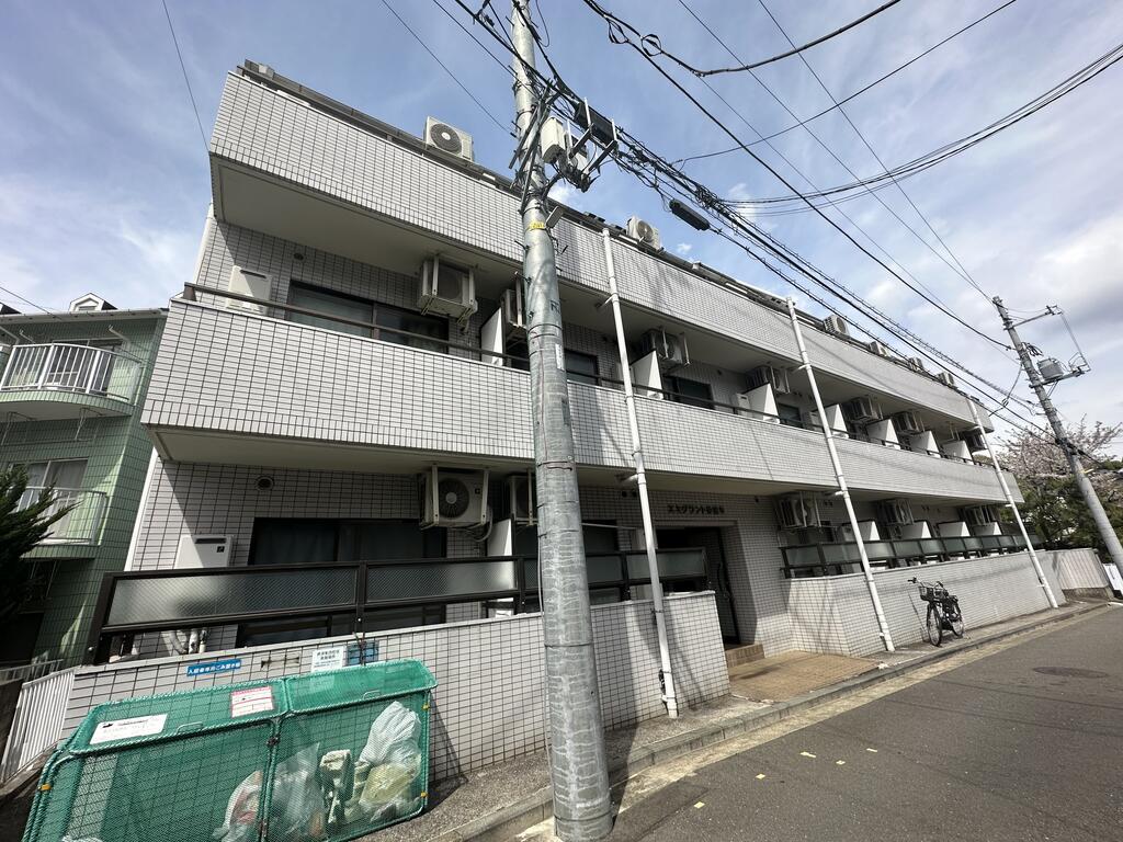 エミグランド妙蓮寺