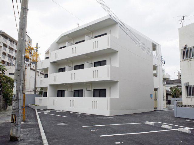 レオパレス三原
