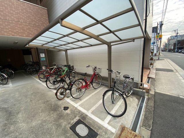 クイーンライフ東今里