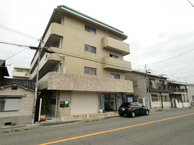 パレスタジオ