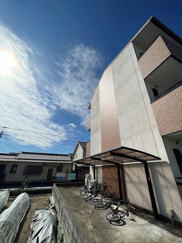 シャルマンプレイス