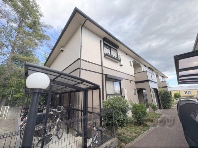 カルチェ東香里2A棟