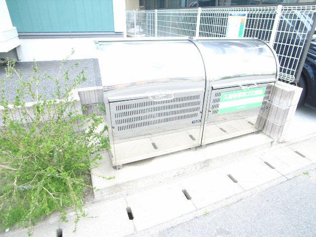 サニーフラット B棟