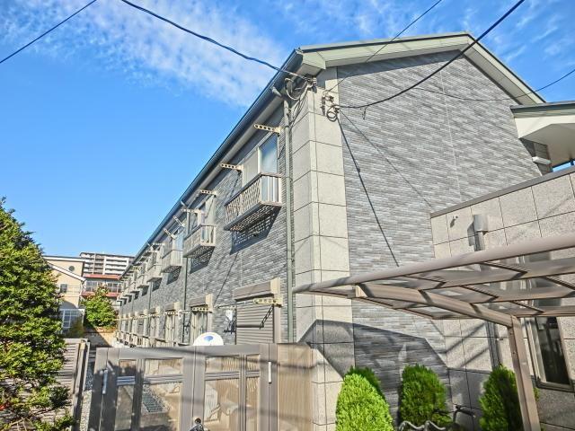210アパートメントA