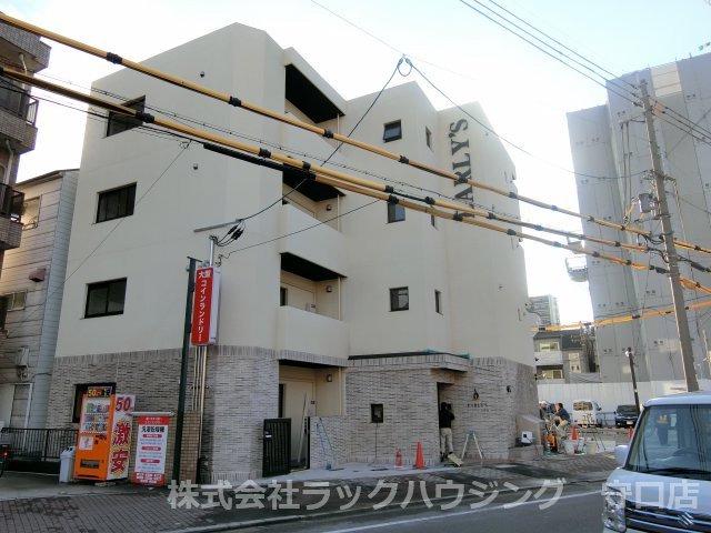 アーリーズ大宮通