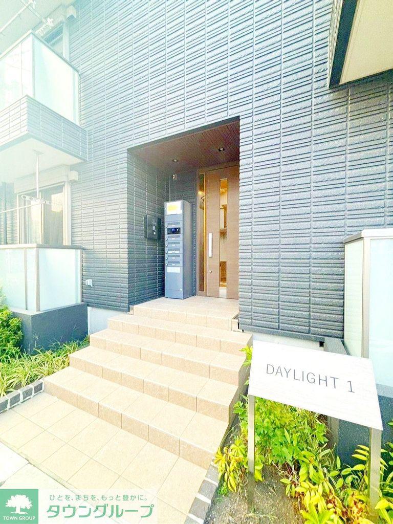 DAY LIGHT1