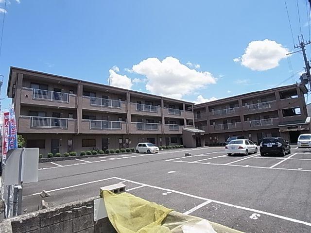 アヴィロード香芝B棟