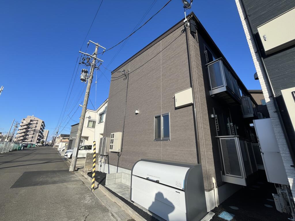 コンフォール萩野町I