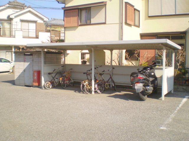 コーポアイリス