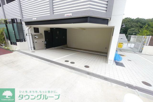 BEVERLY HOMES赤塚公園II
