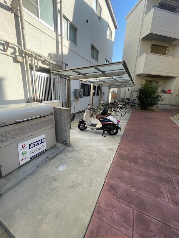 みだ六アパートメント御影
