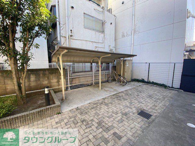 レオパレスシャルマン中野