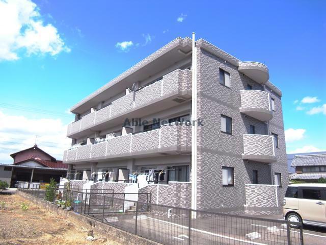 スーペリア松田I