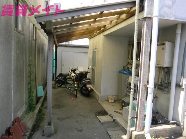 富洲原アパート