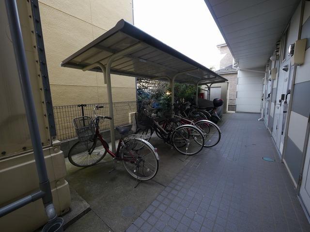 レオパレスクレスト